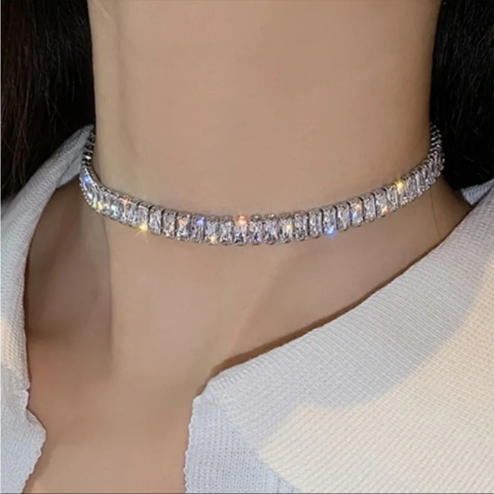 NEW BAGUETTE 18K WHITE GOLD NECKLACE, NICE NECKLACE, CUTE NECKLACE - Picture 1 of 6